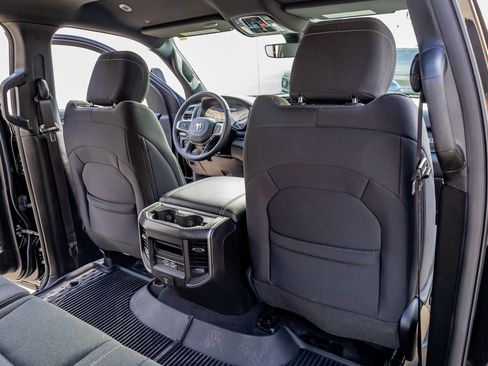 Used 2025 RAM 1500 Big Horn AWD/4WD image 30