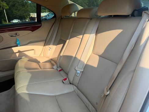Used 2011 Lexus LS 460 w/ Comfort Pkg RWD image 15