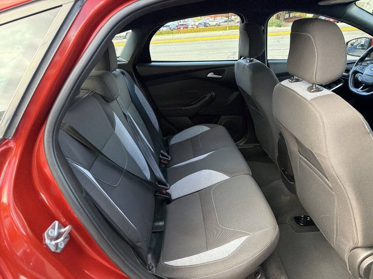 Used 2018 Ford Focus ST FWD image 23