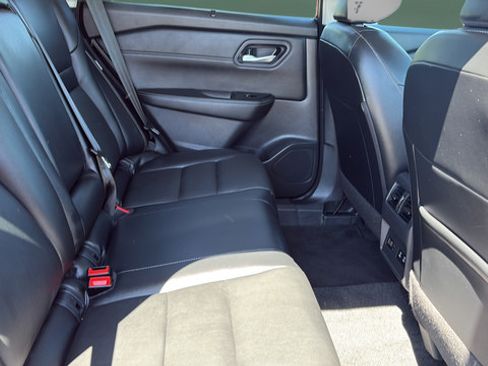 Used 2024 Nissan Rogue SL w/ SL Premium Package AWD/4WD image 22