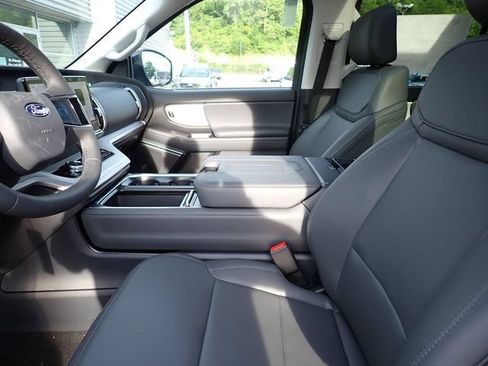 New 2026 Ford Expedition Active AWD/4WD image 13