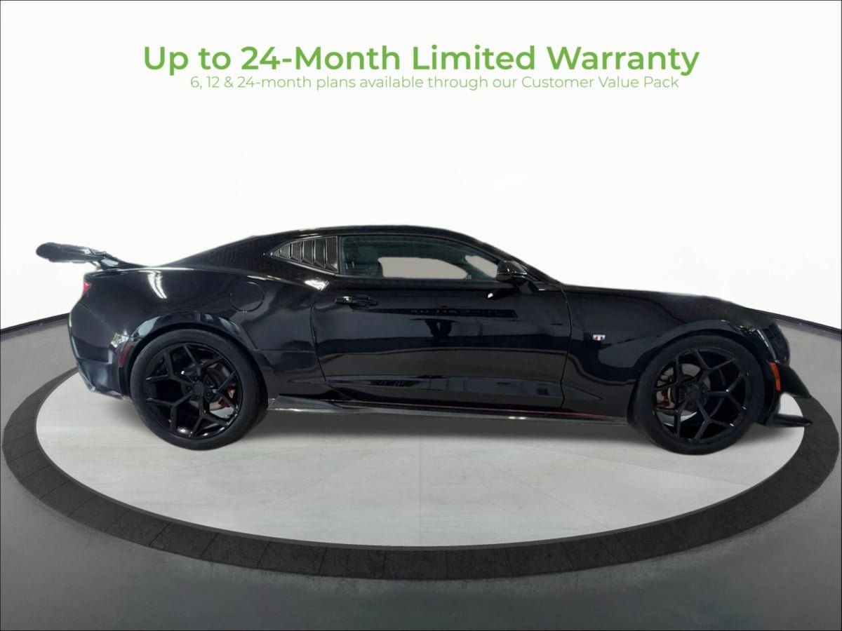 Used 2017 Chevrolet Camaro LT w/ RS Package RWD image 8