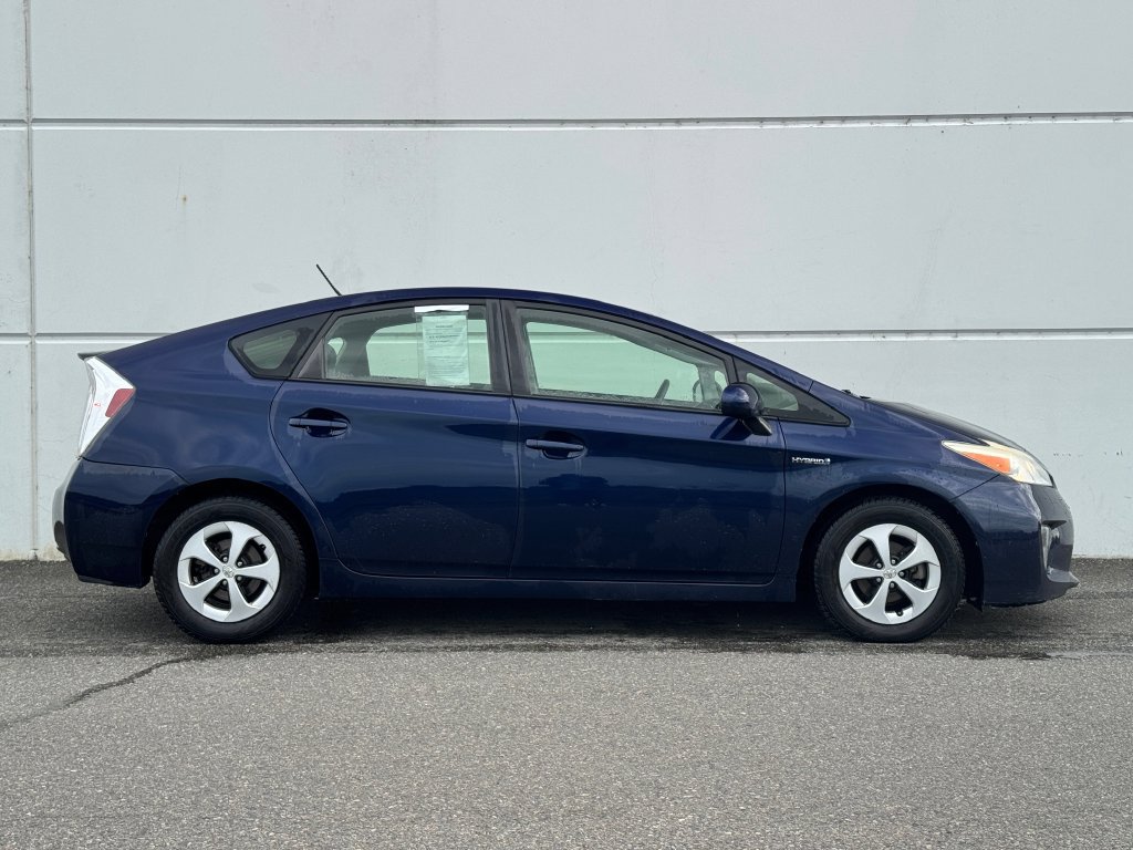 Used 2012 Toyota Prius Two FWD image 8