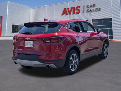 Used 2025 Chevrolet Blazer LT AWD/4WD image 6