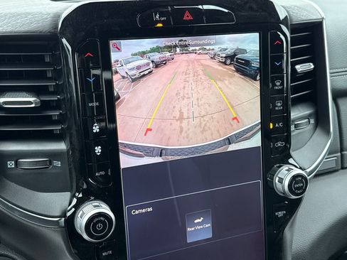 New 2026 RAM 1500 Laramie AWD/4WD image 25