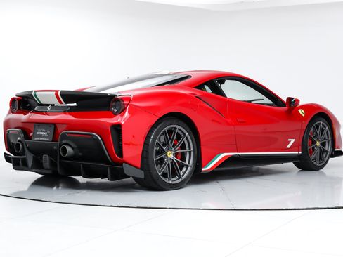 Certified 2020 Ferrari 488 Pista Coupe RWD image 3