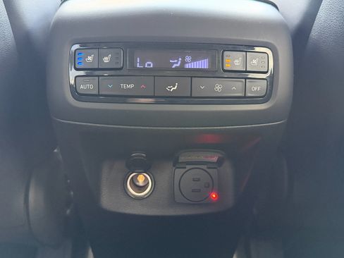 Used 2021 Hyundai Palisade Limited FWD image 27