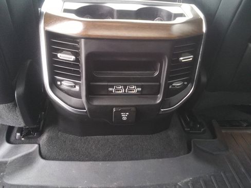 Used 2022 RAM 1500 Laramie image 11