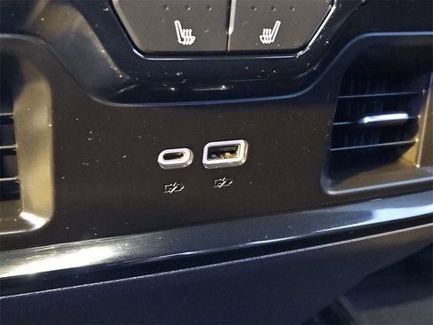 Certified 2024 Chevrolet Silverado 1500 ZR2 w/ Technology Package image 24