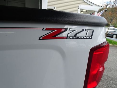 Used 2018 Chevrolet Silverado 1500 LTZ Z71 w/ Redline Edition AWD/4WD image 25