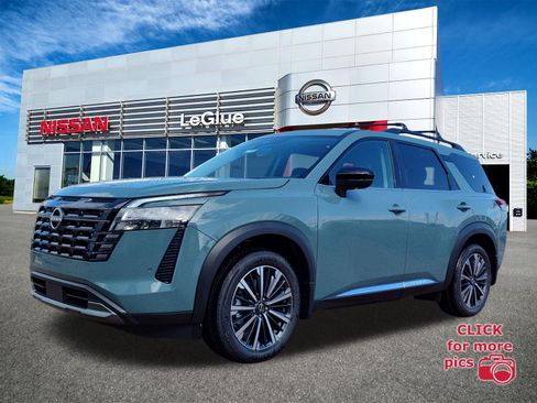 New 2026 Nissan Pathfinder Platinum FWD image 1