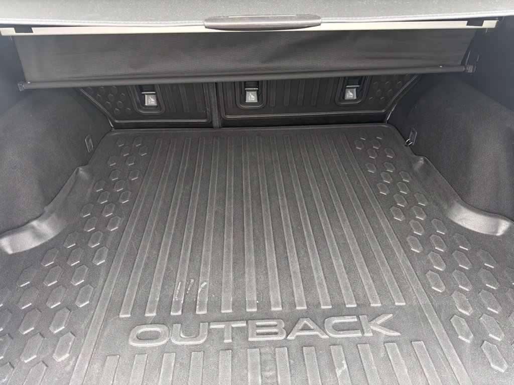 Used 2022 Subaru Outback Premium AWD/4WD image 8