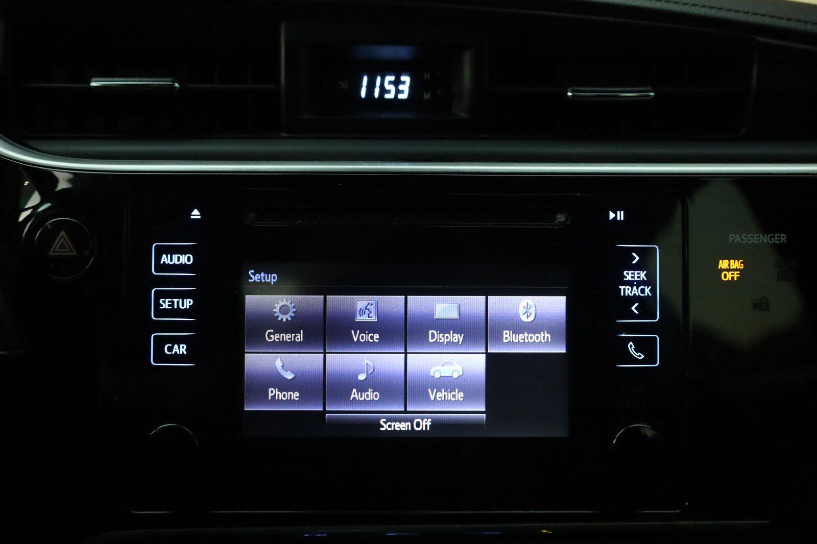 Used 2017 Toyota Corolla SE w/ Body Protection Package FWD image 38