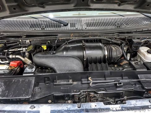 Used 2008 Ford E-350 and Econoline 350 Extended Wagon Super Duty RWD image 18