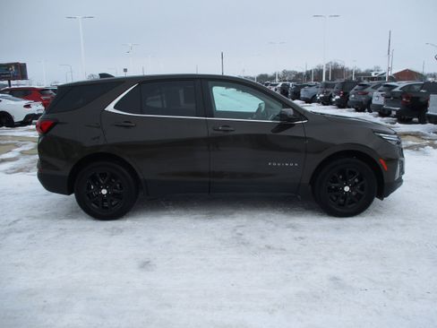 Used 2023 Chevrolet Equinox LT image 7