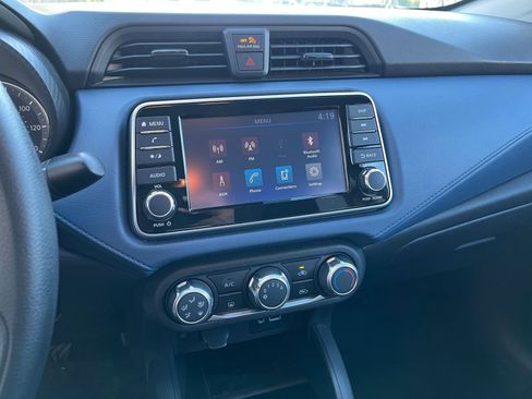 Used 2025 Nissan Versa SV image 17