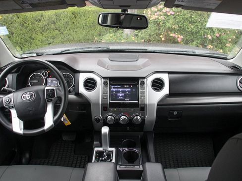 Used 2015 Toyota Tundra SR5 w/ TRD Off Road Package image 25