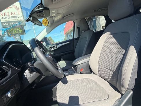 Used 2022 Ford Escape SE AWD/4WD image 9