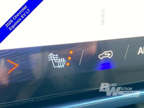 New 2026 Chevrolet Equinox EV LT image 29