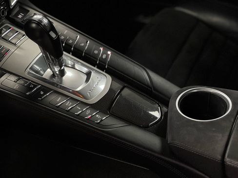 Used 2014 Porsche Panamera GTS image 30