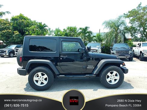 Used 2015 Jeep Wrangler Sport AWD/4WD image 36