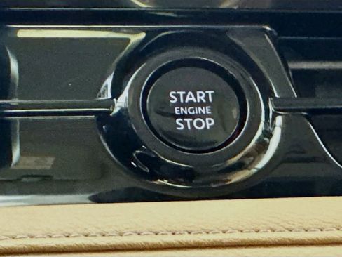 Used 2025 INFINITI QX80 Luxe image 19