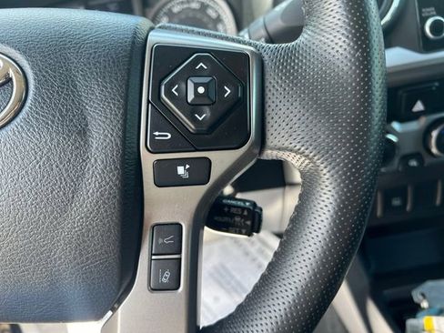 Used 2023 Toyota Tacoma SR5 AWD/4WD image 23
