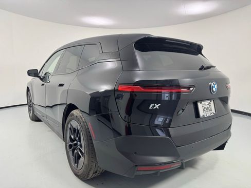 Used 2024 BMW iX xDrive50 w/ Convenience Package AWD/4WD image 5