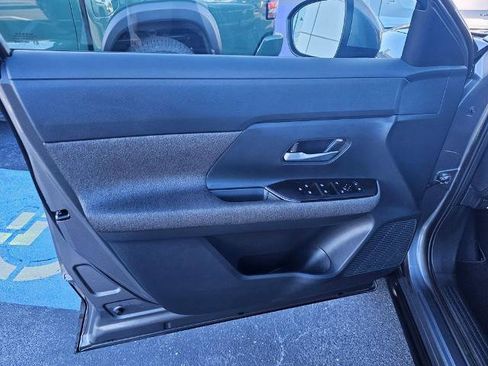 Certified 2025 Nissan Kicks SV image 12