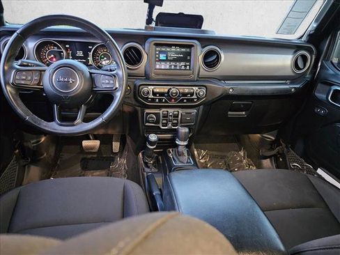 Used 2022 Jeep Gladiator Sport AWD/4WD image 16