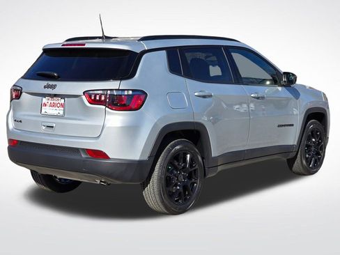 New 2026 Jeep Compass Latitude image 20