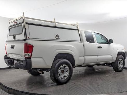 Used 2021 Toyota Tacoma SR RWD image 8