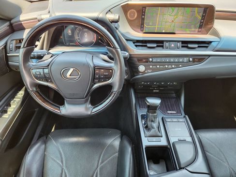 Used 2021 Lexus ES 350 Ultra Luxury w/ Accessory Package 2 FWD image 36