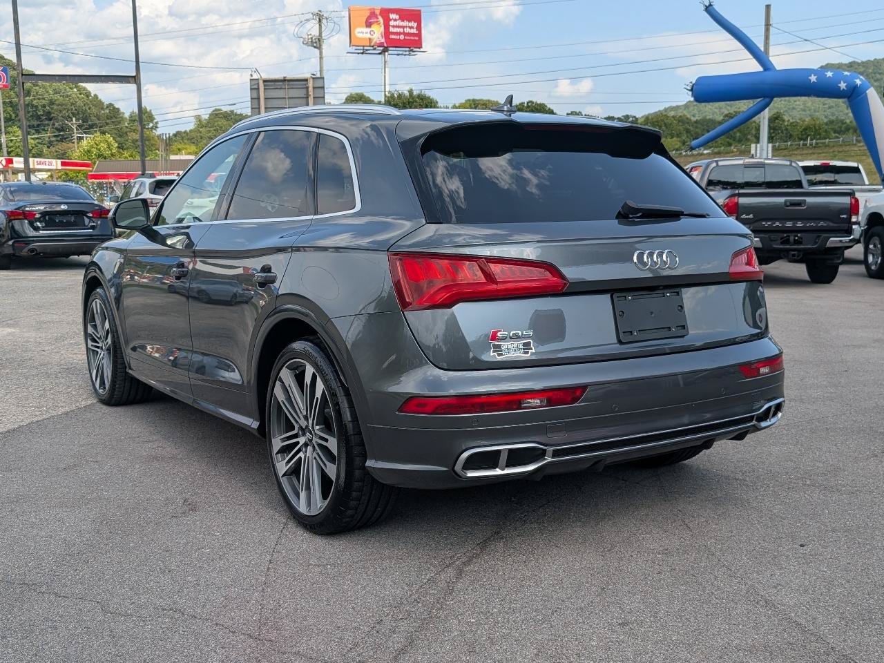 Used 2018 Audi SQ5 Prestige w/ Prestige Package AWD/4WD image 3