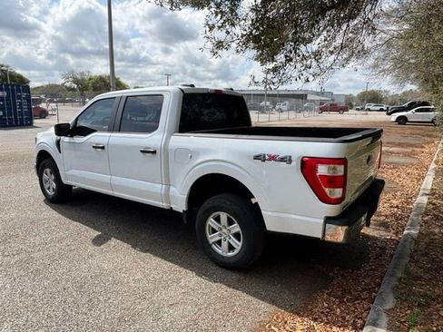 Used 2023 Ford F150 XL w/ Trailer Tow Package image 4