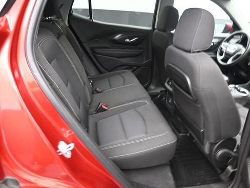 Used 2022 GMC Terrain SLE w/ Driver Convenience Package FWD image 13