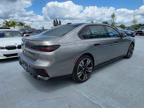 New 2026 BMW 760i xDrive w/ Executive Package AWD/4WD image 4