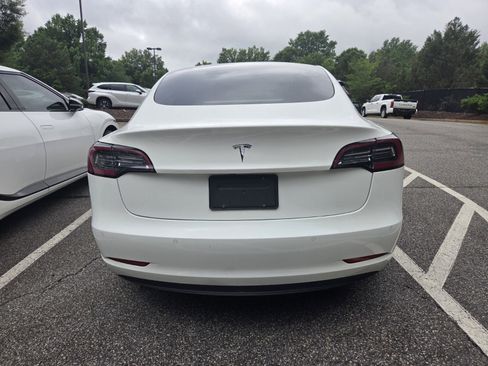 Used 2022 Tesla Model 3 Long Range AWD/4WD image 4
