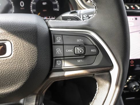 New 2025 Jeep Grand Cherokee L Limited image 26