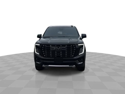 Used 2025 GMC Yukon Denali Ultimate w/ LPO, Floor Liner Package image 3
