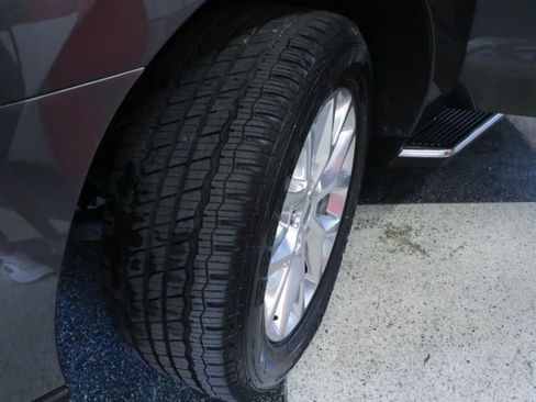 Used 2021 Ford Expedition XLT AWD/4WD image 10