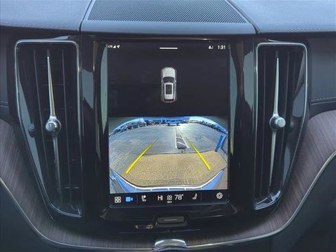 Used 2023 Volvo XC60 T8 Ultimate image 10