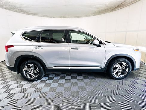 Used 2022 Hyundai Santa Fe SEL w/ Convenience + Premium Package FWD image 2