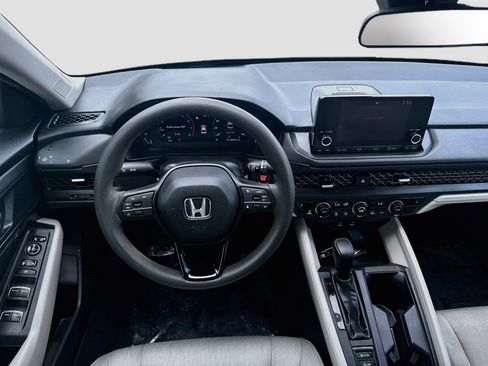 Used 2023 Honda Accord EX image 20