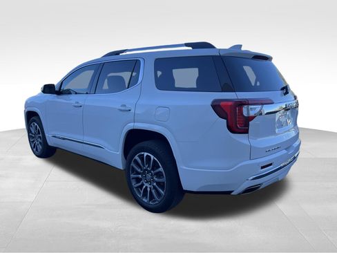 Used 2021 GMC Acadia Denali w/ Denali Technology Package FWD image 7