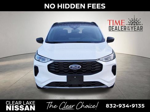 Used 2024 Ford Escape ST-Line w/ Tech Pack #1 FWD image 2