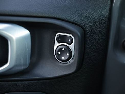 Used 2020 Jeep Wrangler Unlimited Rubicon w/ Quick Order Package 28Y Recon image 16