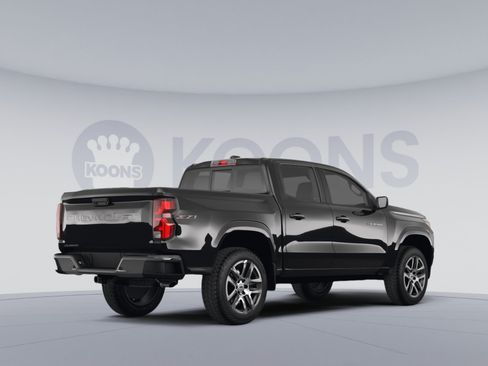 Used 2024 Chevrolet Colorado Z71 w/ Z71 Convenience Package 2 AWD/4WD image 4