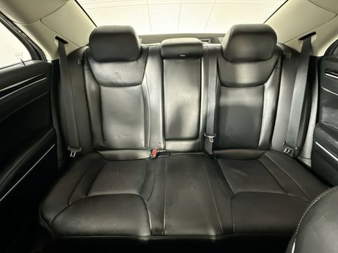 Used 2023 Chrysler 300 Touring L w/ Popular Equipment Group RWD image 13