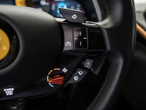 Certified 2022 Ferrari Roma image 21